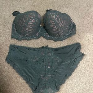 Victoria dream angels Demi 34 DD,